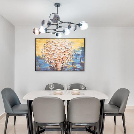 Stellar Cbd Rivergate Apartment - Pool - Free 4G Sim For 3 Nights مدينة هوشي منه المظهر الخارجي الصورة